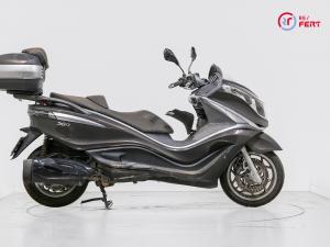 PIAGGIO  350 X10