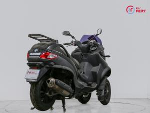 PIAGGIO  400 Mp3