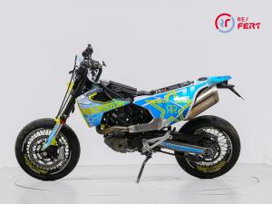 HUSQVARNA  701 Supermotard