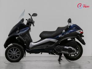 PIAGGIO  400 Mp3